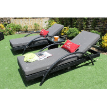 Luxurious Design Synthetic Resin Rattan Sunbed/ Sun Lounger/ Daybed/ Lounger For Outdoor Garden Patio Wicker Furniture